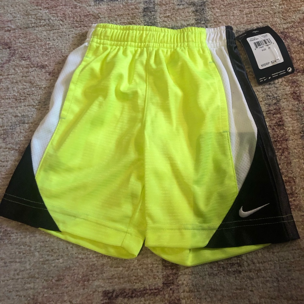 Nike NWT Boys Yellow/ Green, Black, And White Shorts Size 2T